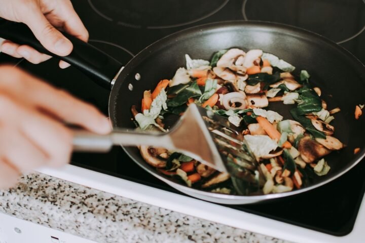 Jantar low carb: 15 receitas com poucos carboidratos em um prato prático e saboroso