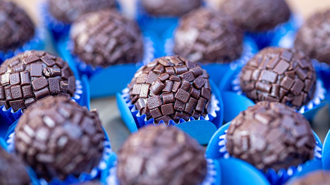 Trufas de Leite Ninho com 3 Ingredientes: Doce Rápido e Irresistível